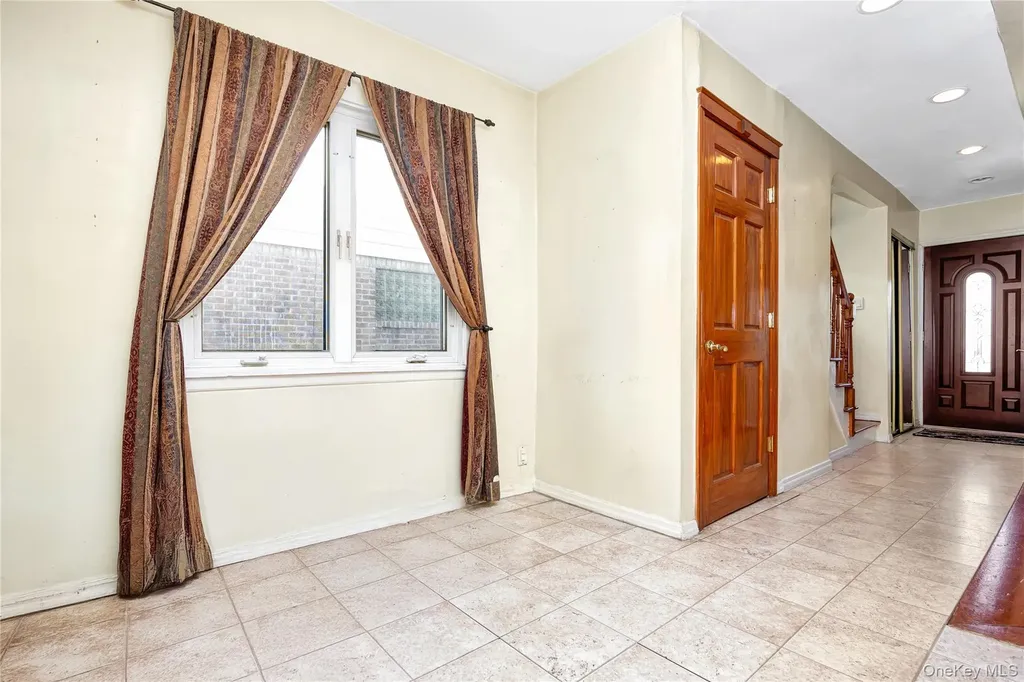 7042 173rd Street Fresh Meadows NY 11365