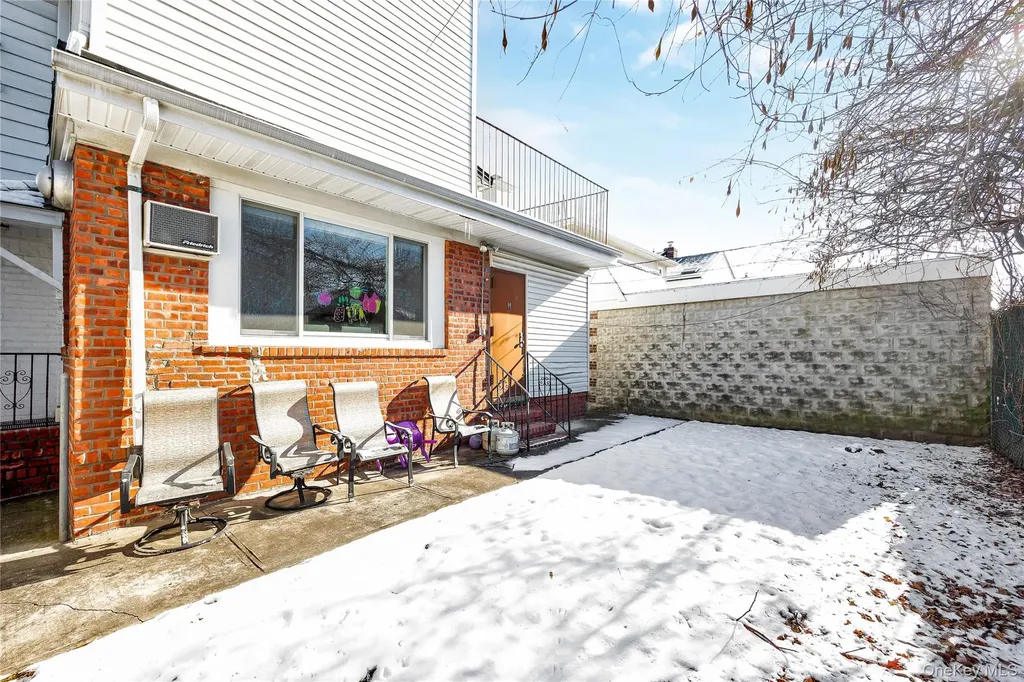 7042 173rd Street Fresh Meadows NY 11365
