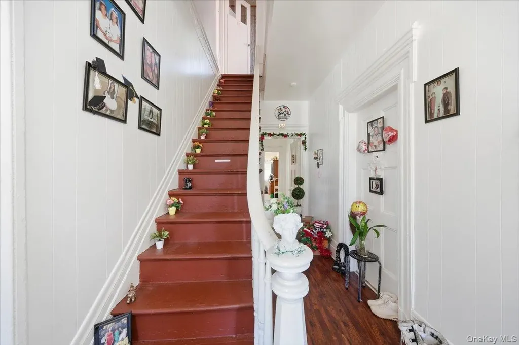 2523 Woodhull Avenue Bronx NY 10469