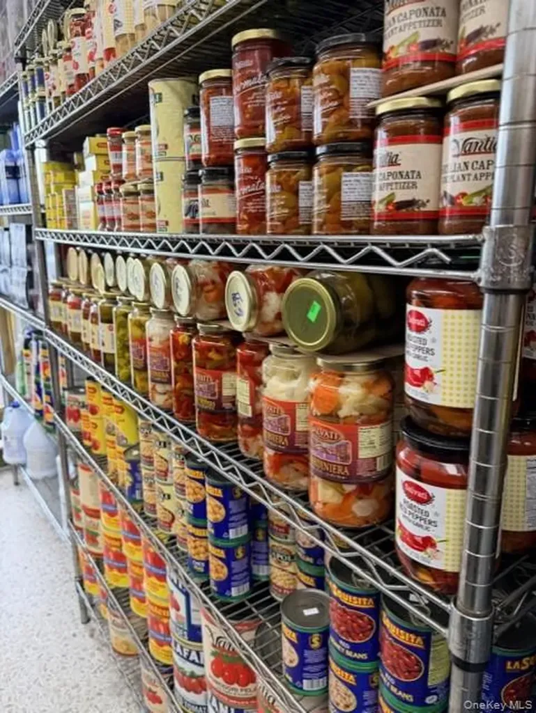 160 Jericho Turnpike Mineola NY 11501
