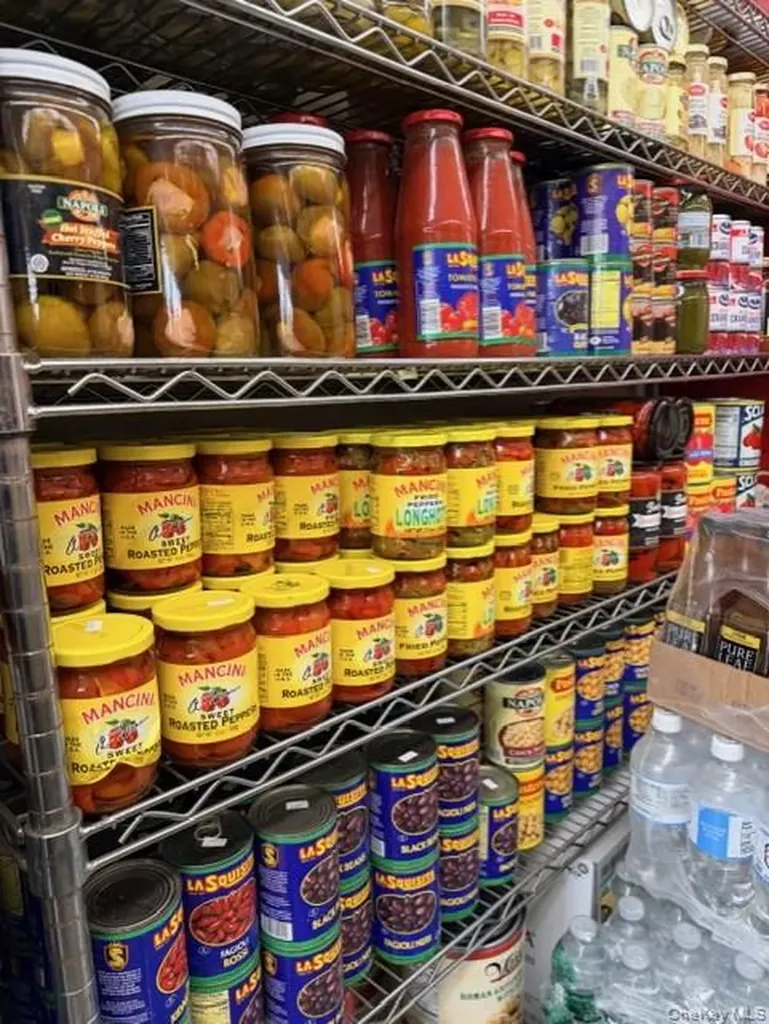 160 Jericho Turnpike Mineola NY 11501