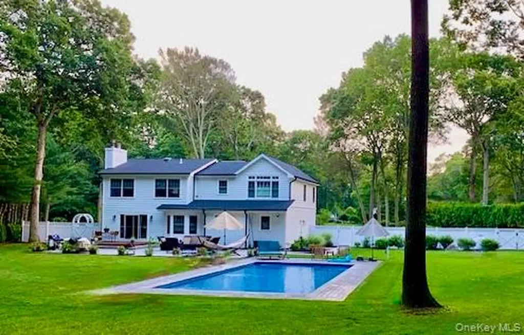 58 Heritage Lane Aquebogue NY 11931