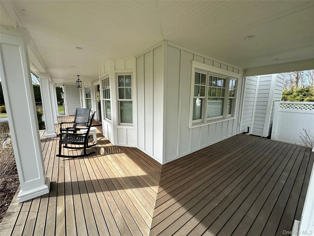 58 Heritage Lane Aquebogue NY 11931
