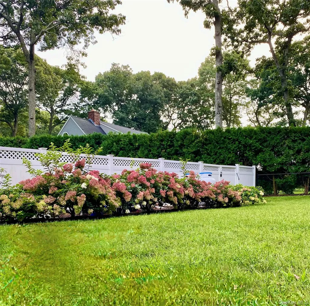 58 Heritage Lane Aquebogue NY 11931