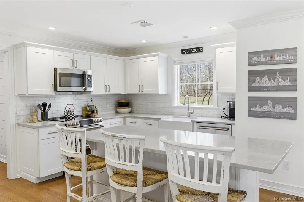 58 Heritage Lane Aquebogue NY 11931
