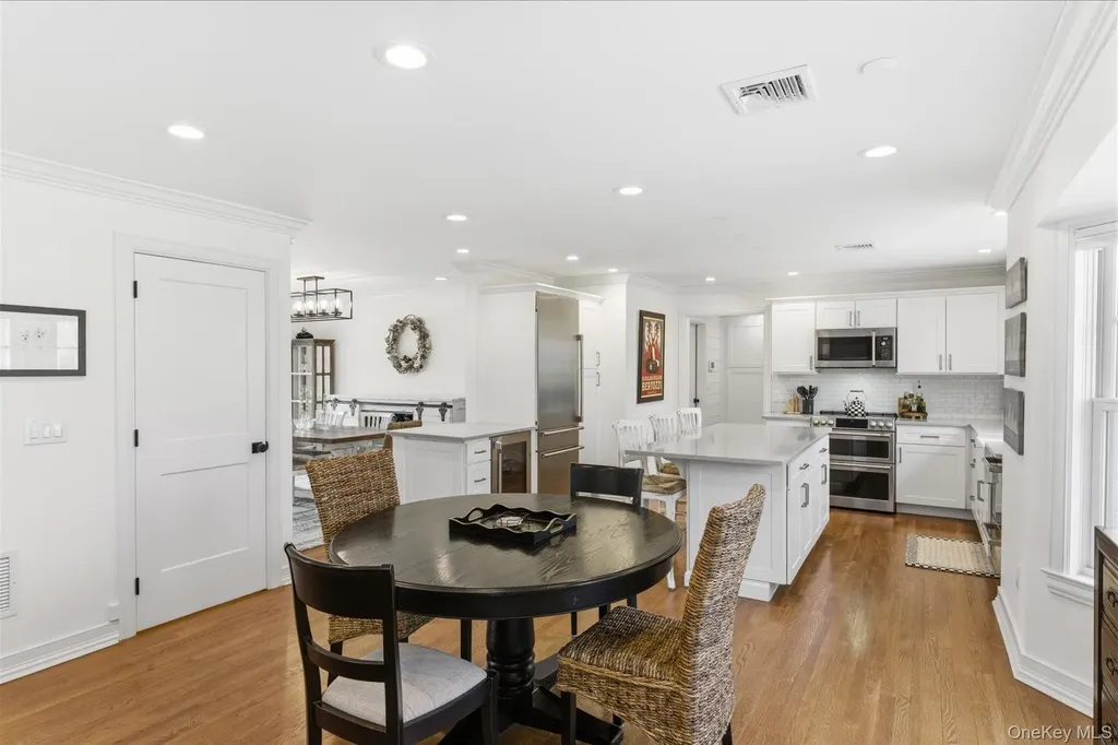 58 Heritage Lane Aquebogue NY 11931