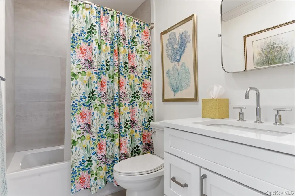 58 Heritage Lane Aquebogue NY 11931