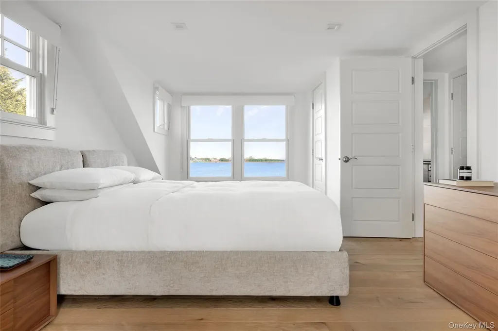20 Whalers Walk Sag Harbor NY 11963