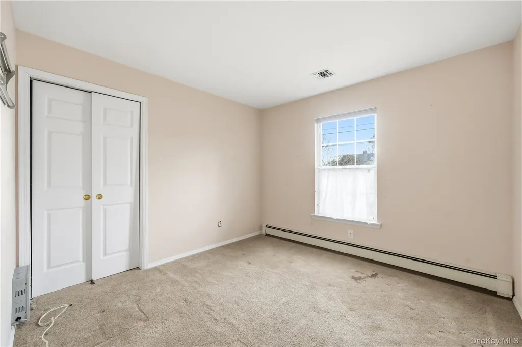 28 2nd Avenue Central Islip NY 11722