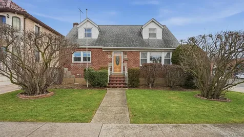 8357 251st Street Bellerose NY 11426