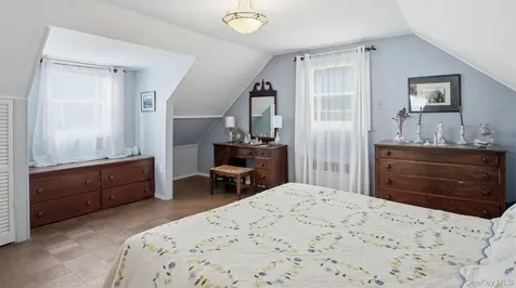 8357 251st Street Bellerose NY 11426