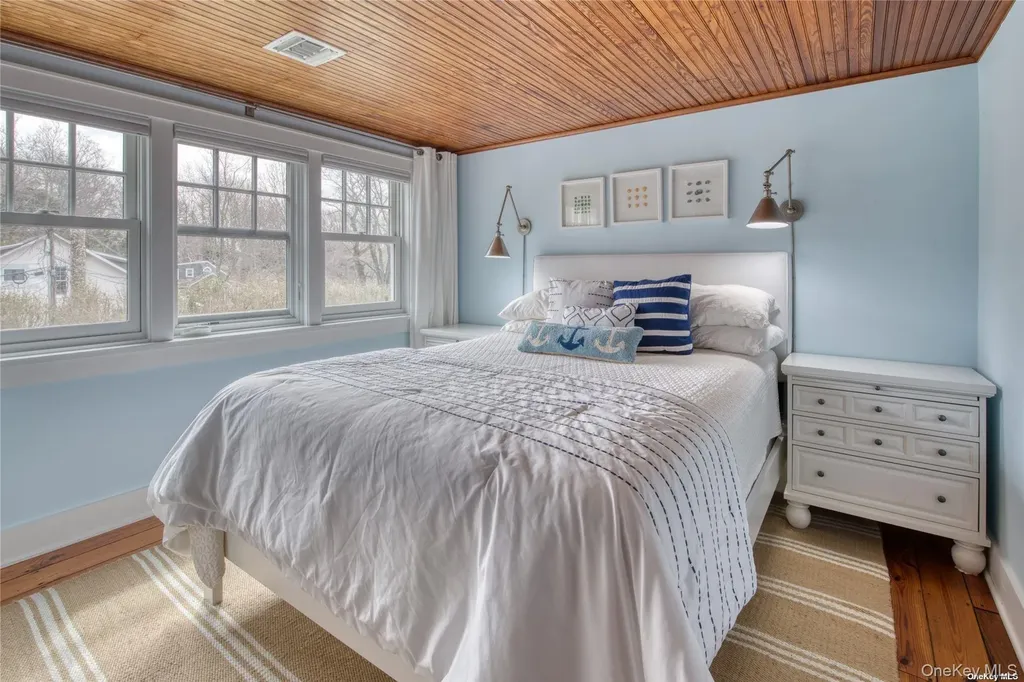 2100 Youngs Road Orient NY 11957