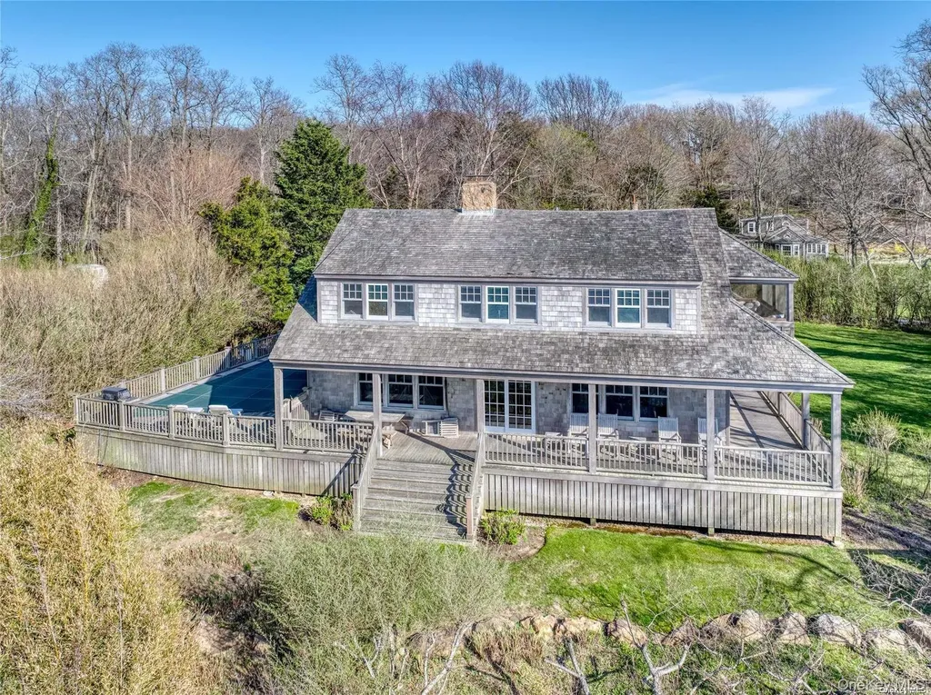 2100 Youngs Road Orient NY 11957