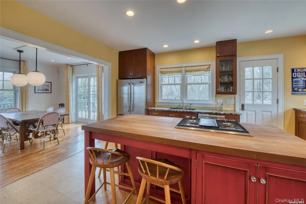 2100 Youngs Road Orient NY 11957