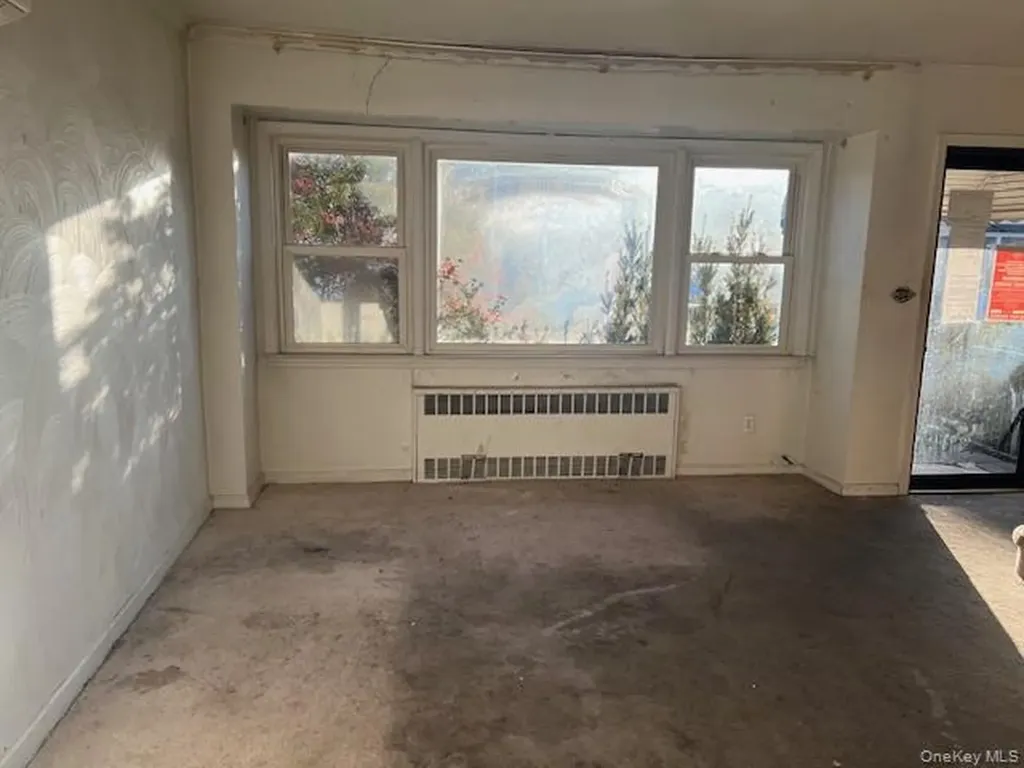 45 Alabama Avenue Hempstead NY 11550