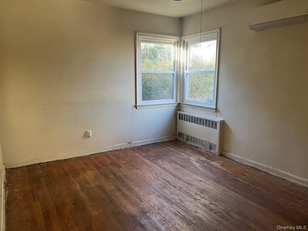 45 Alabama Avenue Hempstead NY 11550