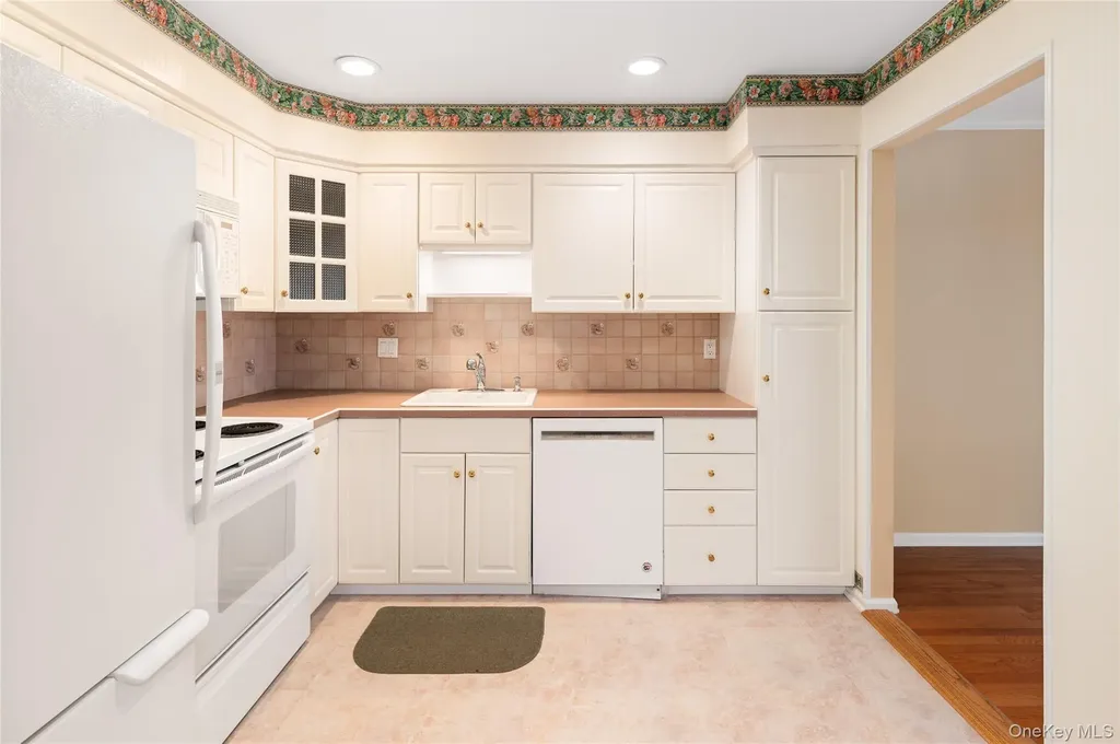 502 Kensington Way Mount Kisco NY 10549