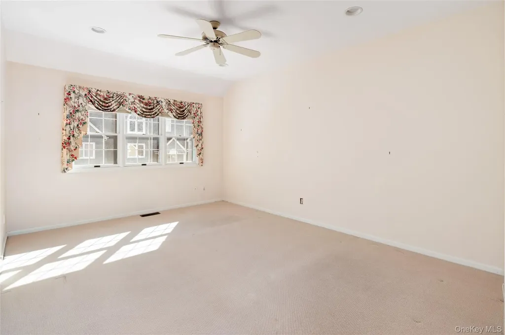502 Kensington Way Mount Kisco NY 10549