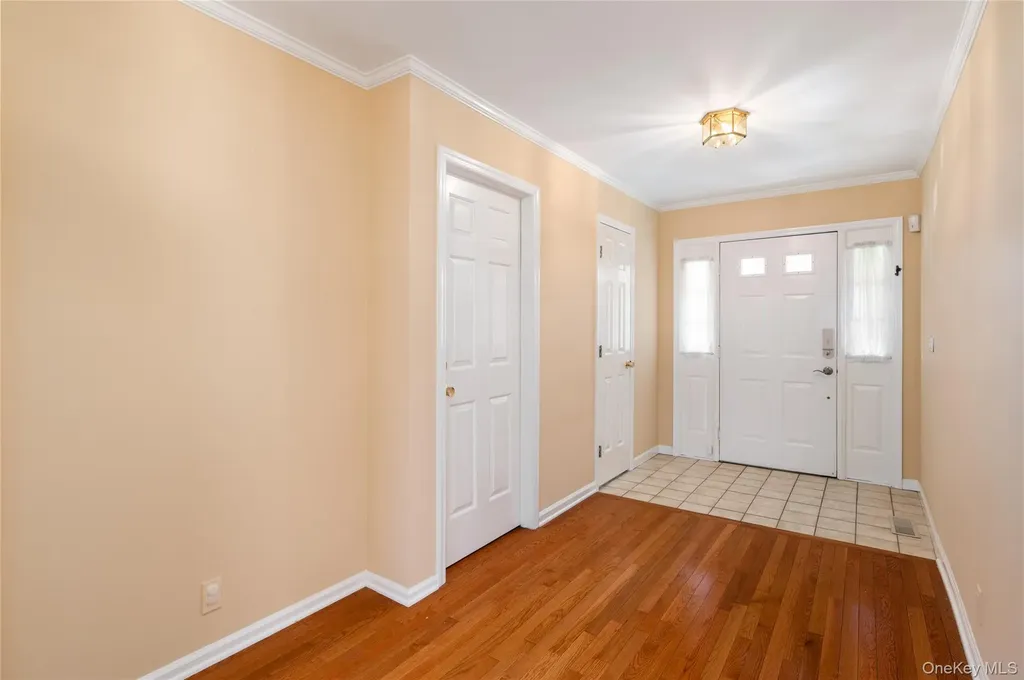 502 Kensington Way Mount Kisco NY 10549