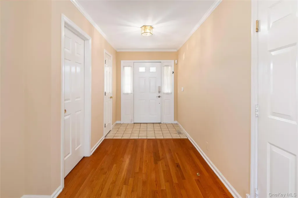 502 Kensington Way Mount Kisco NY 10549