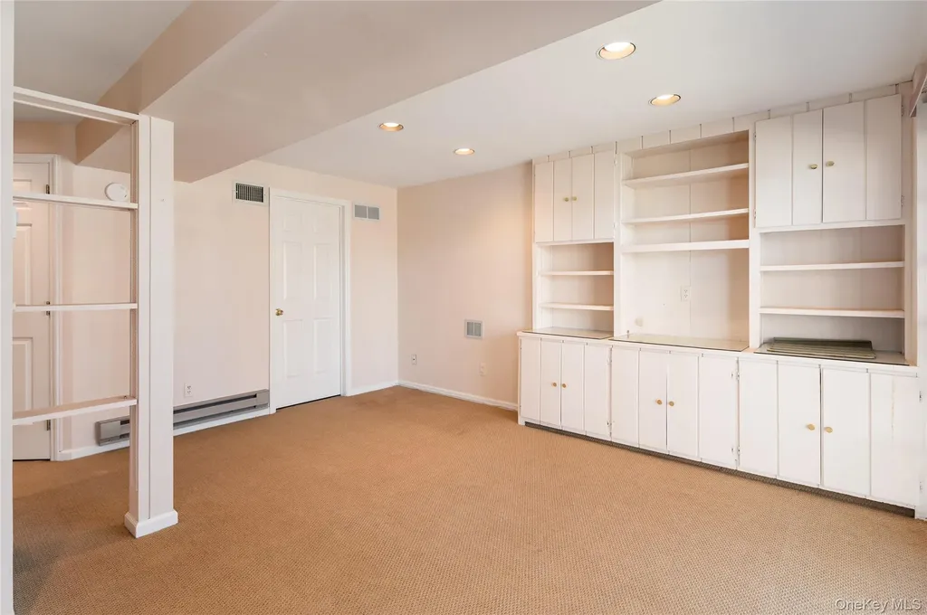 502 Kensington Way Mount Kisco NY 10549