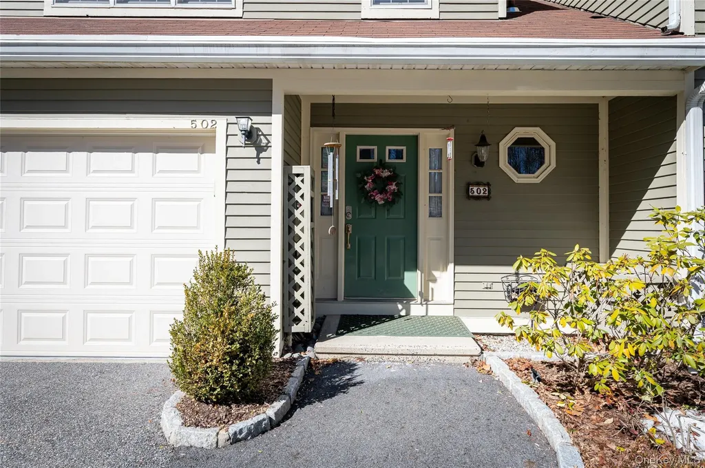 502 Kensington Way Mount Kisco NY 10549