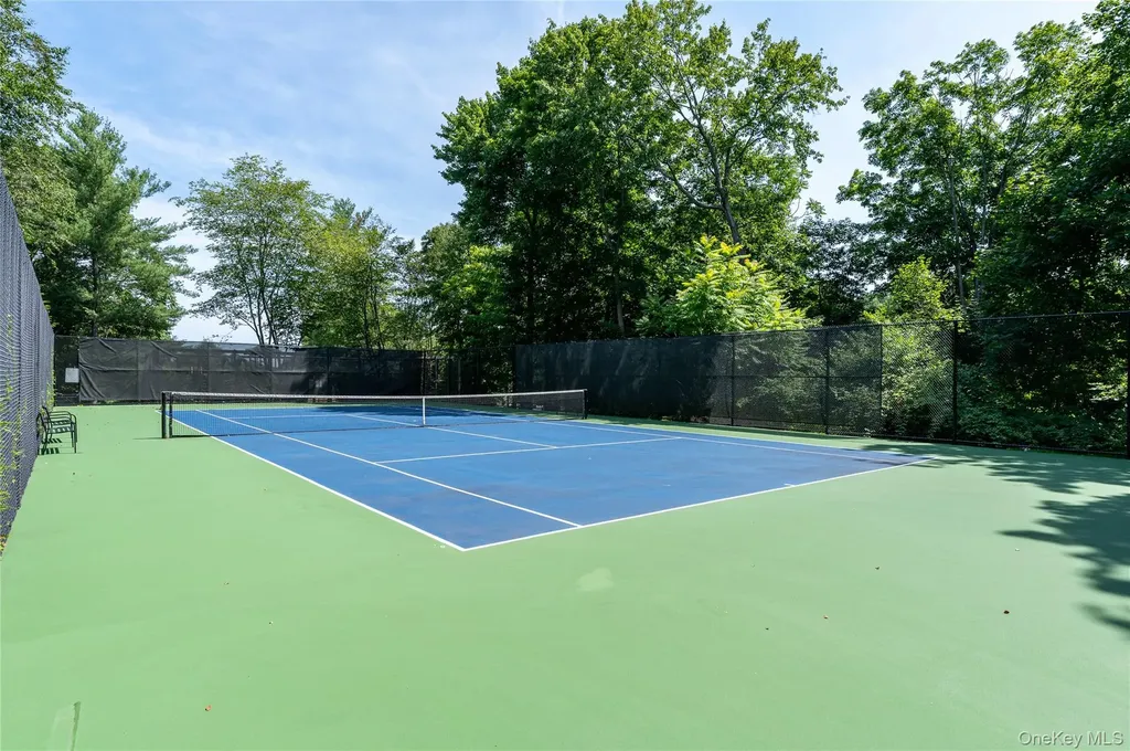 502 Kensington Way Mount Kisco NY 10549