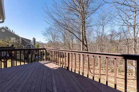 502 Kensington Way Mount Kisco NY 10549