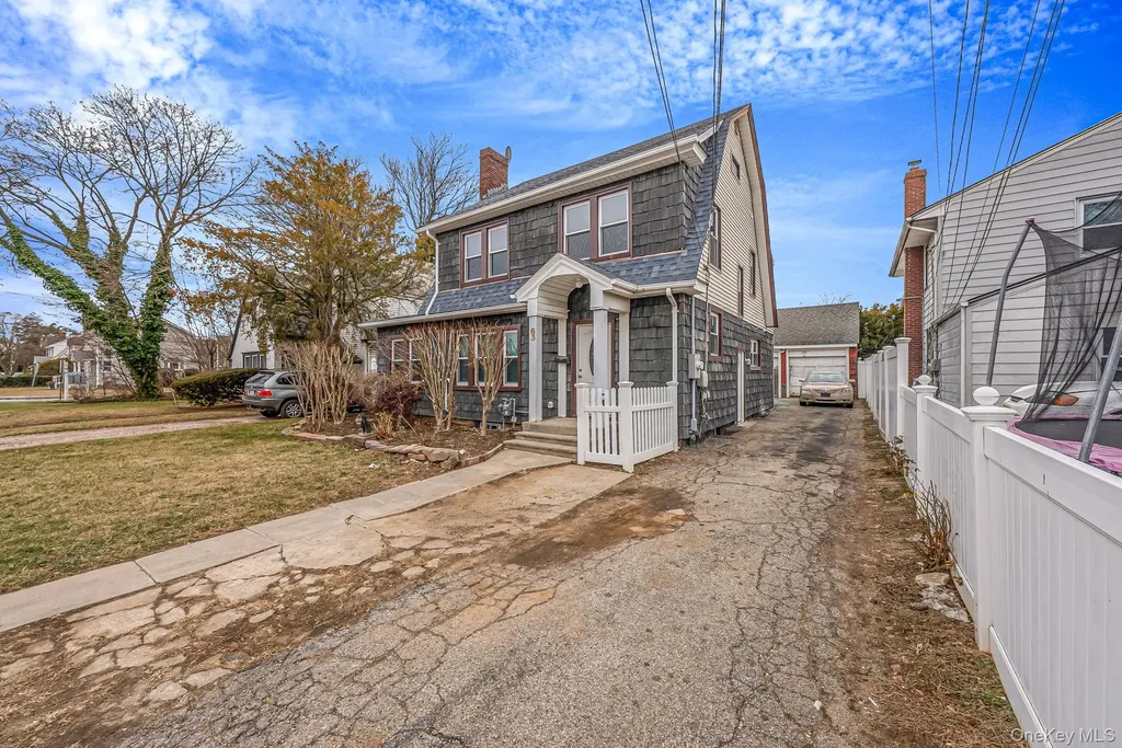 63 Devon Road Hempstead NY 11550