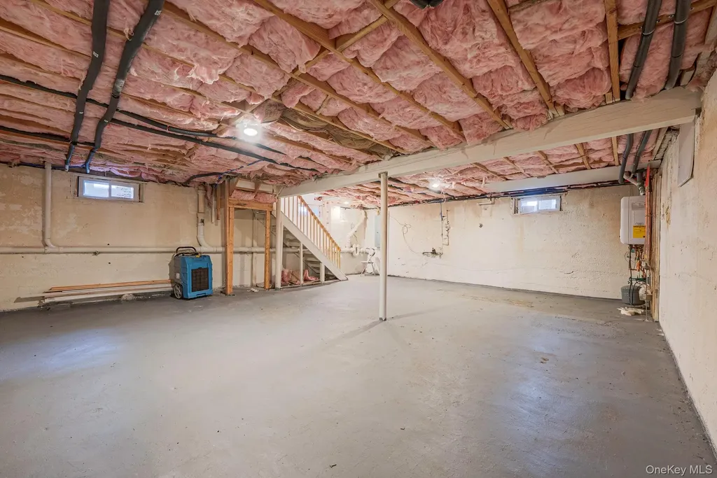 63 Devon Road Hempstead NY 11550