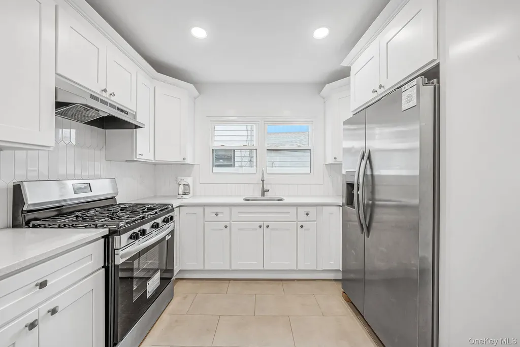 63 Devon Road Hempstead NY 11550