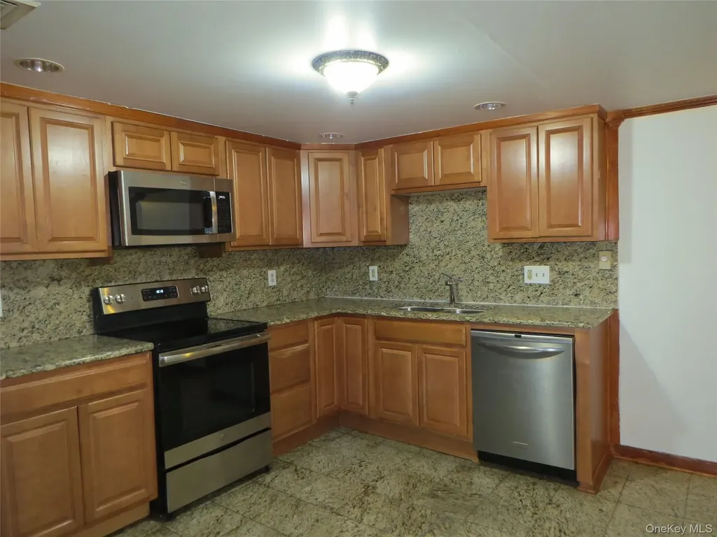 2 E Main Street Middletown NY 10940
