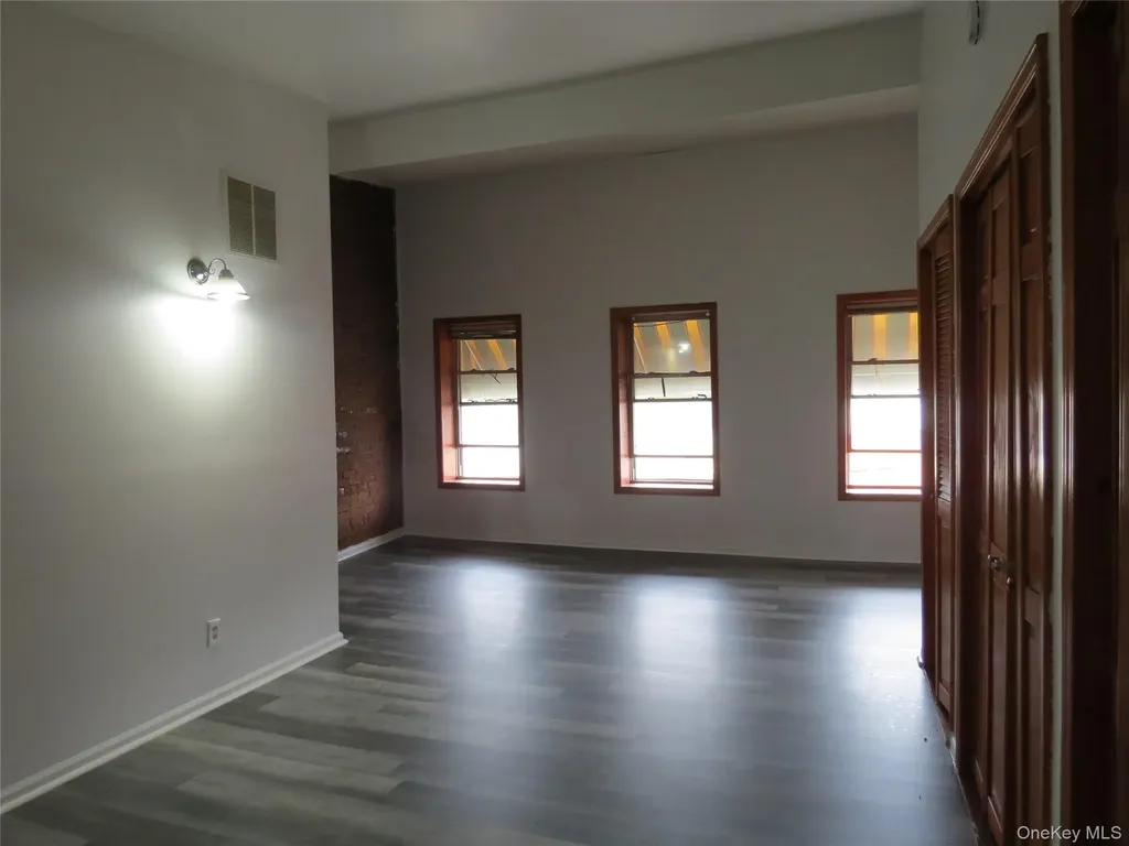 2 E Main Street Middletown NY 10940