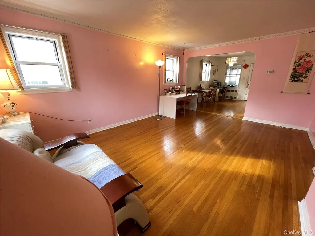 6152 149th Street Flushing NY 11367