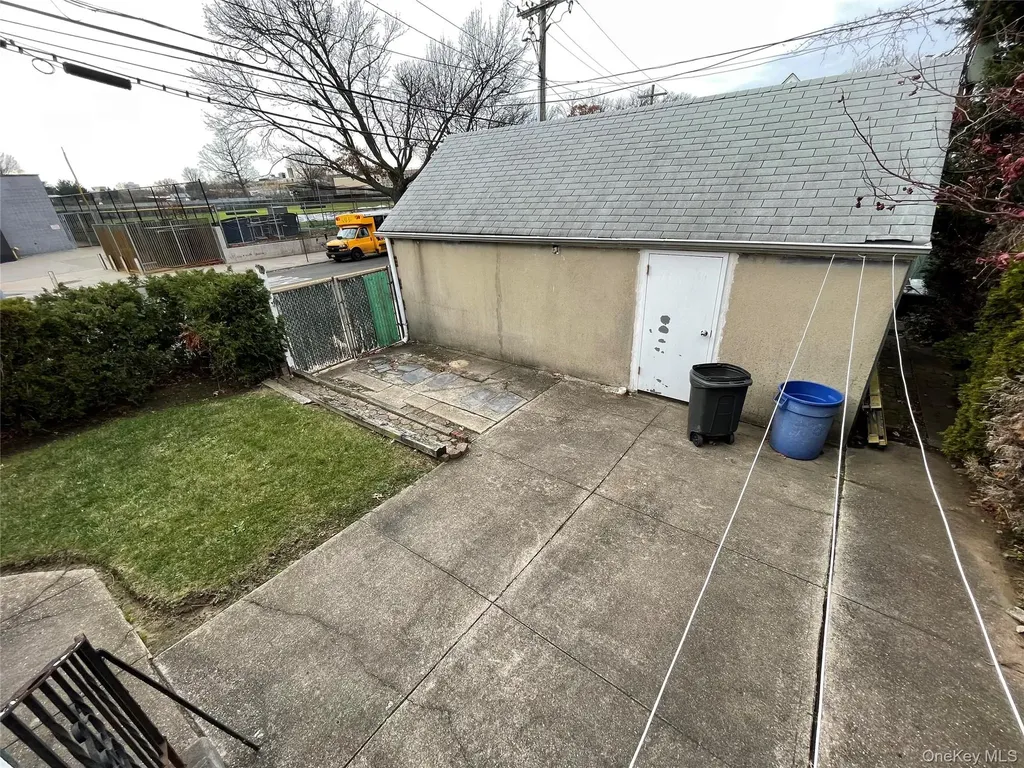 6152 149th Street Flushing NY 11367