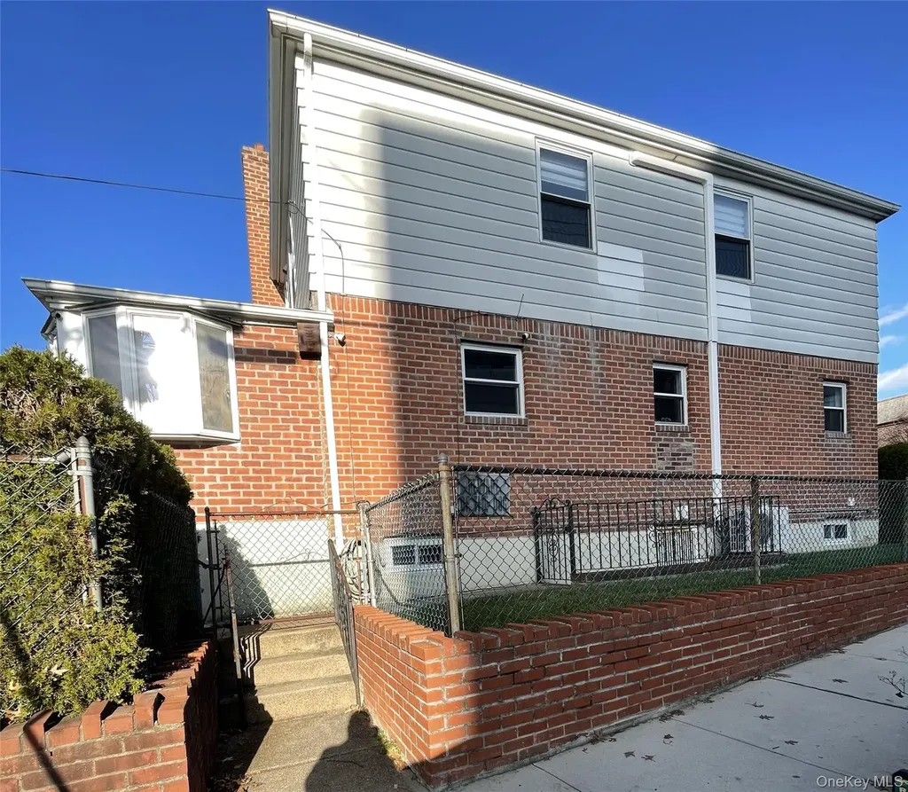 6152 149th Street Flushing NY 11367