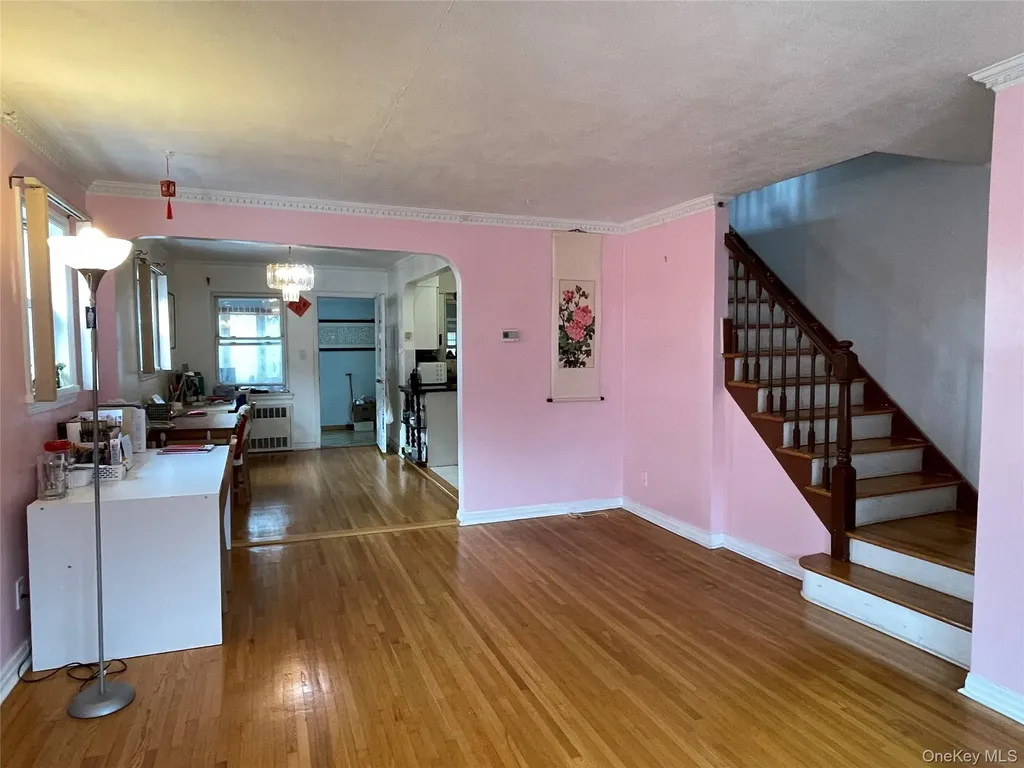 6152 149th Street Flushing NY 11367