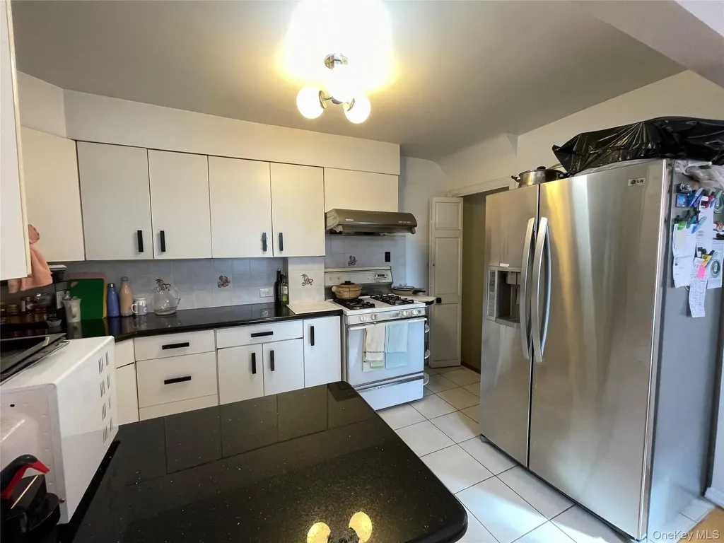 6152 149th Street Flushing NY 11367