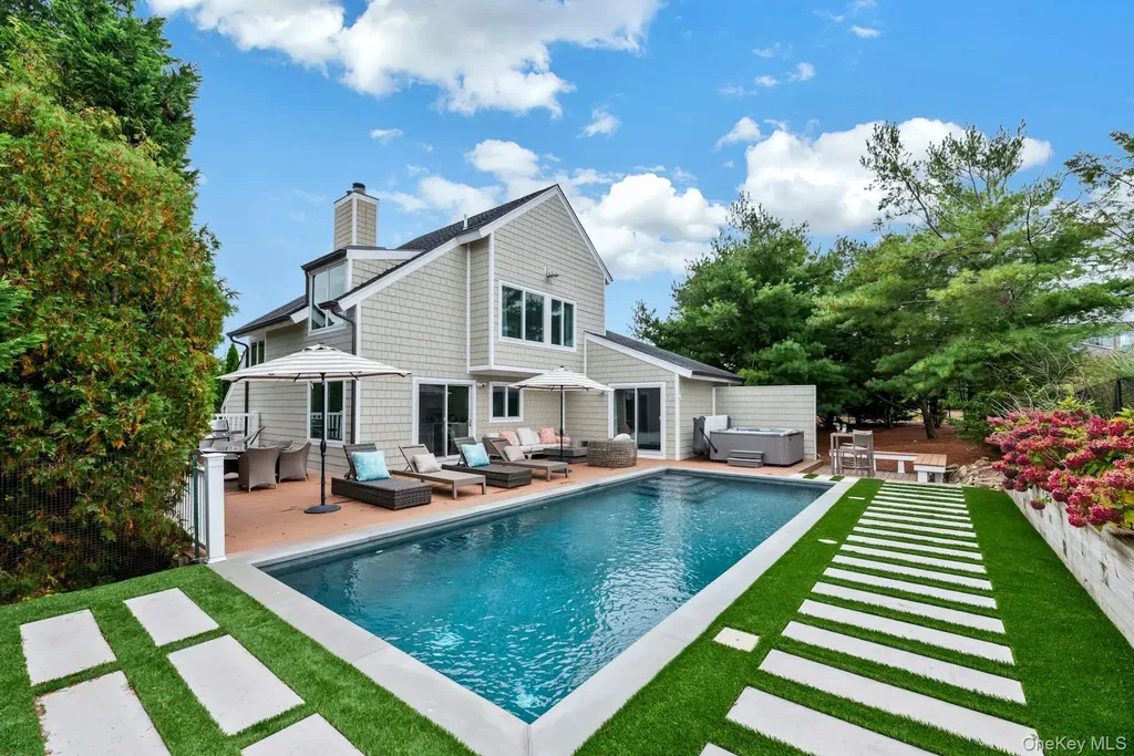 33 Old Canoe Place Road Hampton Bays NY 11946