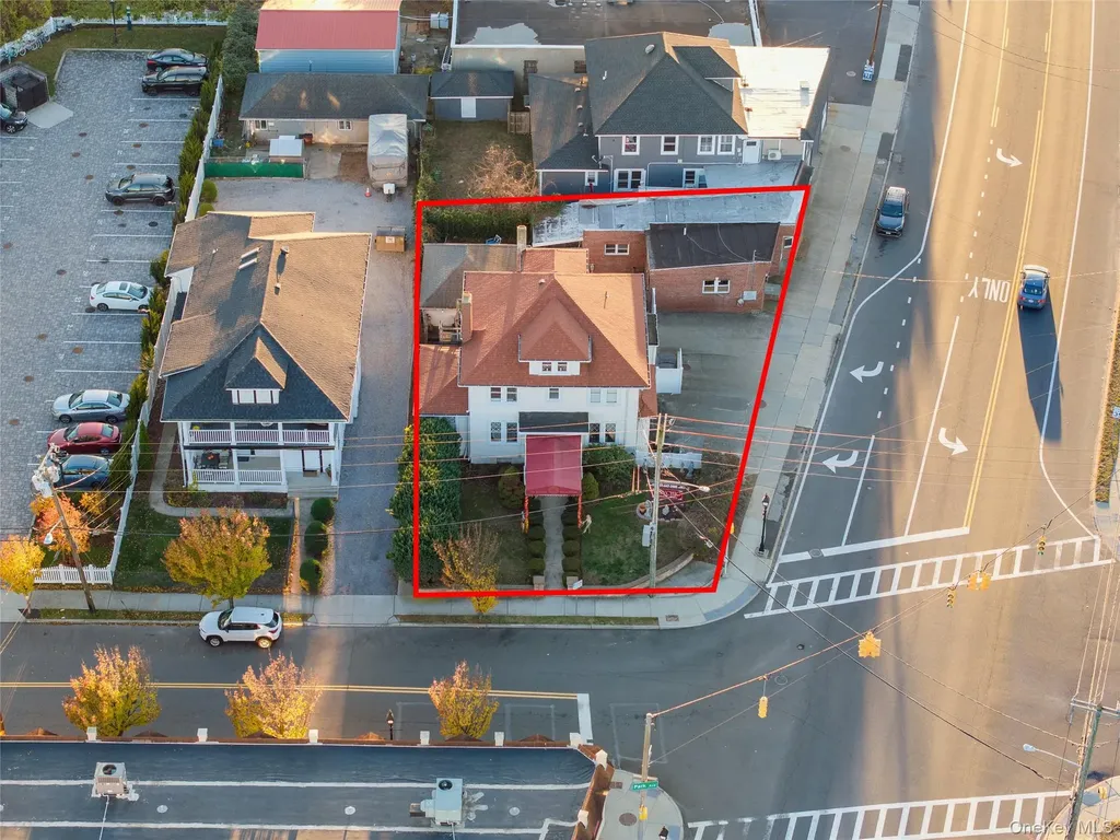 70 Park Avenue Bay Shore NY 11706