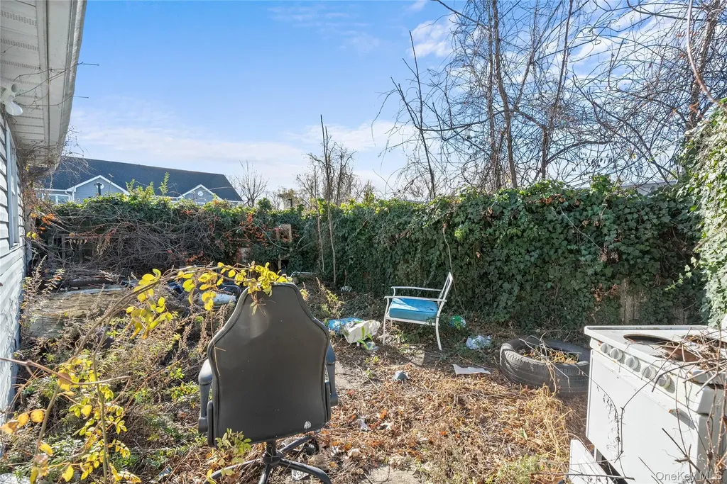 70 Park Avenue Bay Shore NY 11706