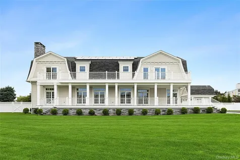 44 Club Lane Remsenburg NY 11960