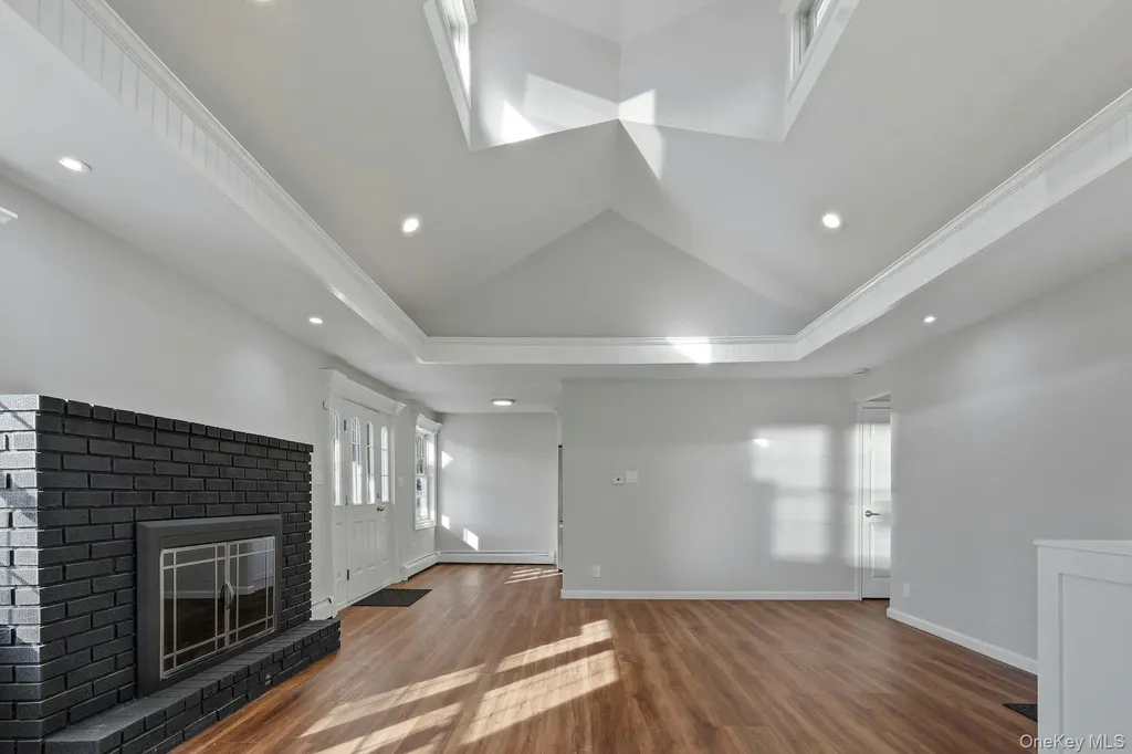 129 Lakeview Drive Mastic Beach NY 11951