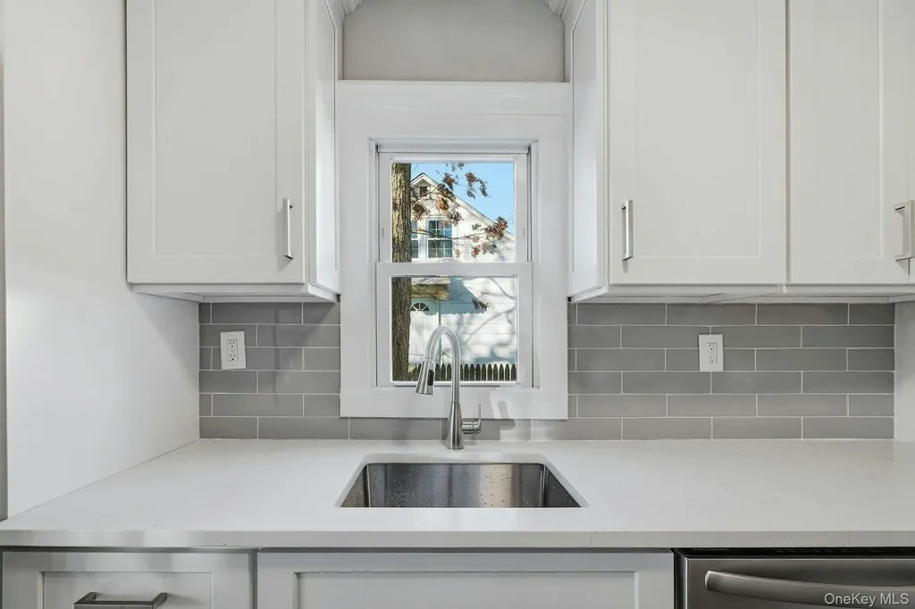 129 Lakeview Drive Mastic Beach NY 11951