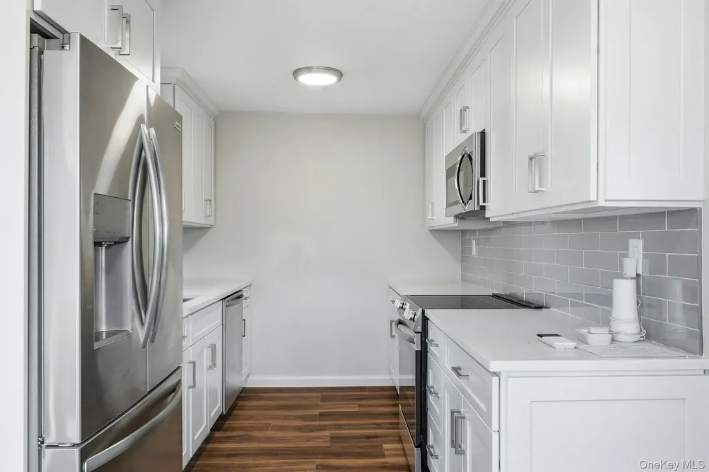 129 Lakeview Drive Mastic Beach NY 11951