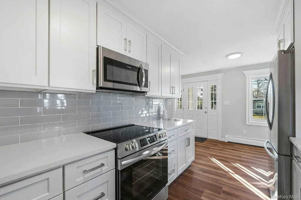129 Lakeview Drive Mastic Beach NY 11951