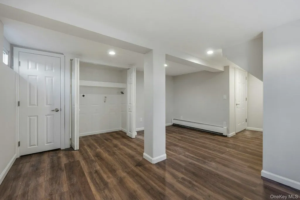 129 Lakeview Drive Mastic Beach NY 11951