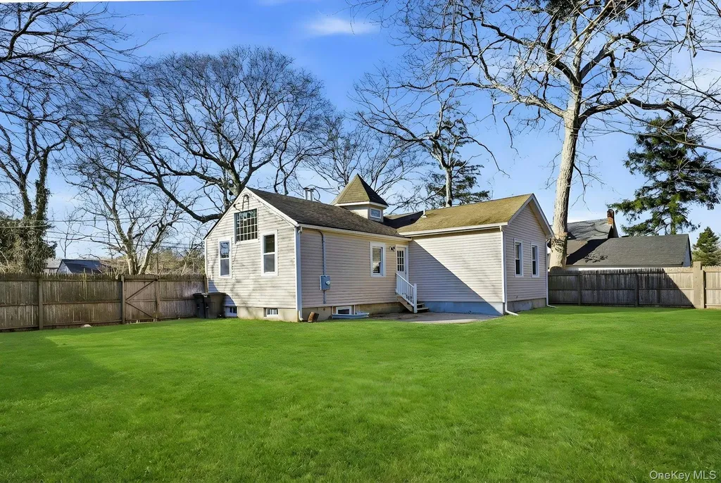 129 Lakeview Drive Mastic Beach NY 11951