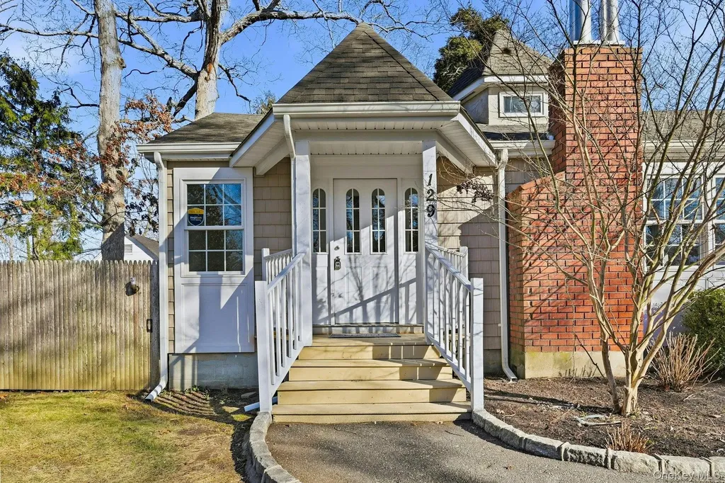129 Lakeview Drive Mastic Beach NY 11951