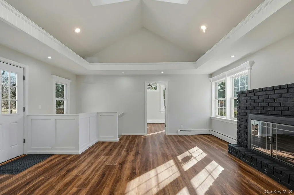 129 Lakeview Drive Mastic Beach NY 11951